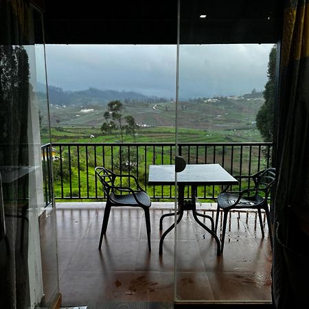 Bed and Breakfast The Wooden Springs Ooty Exterior foto